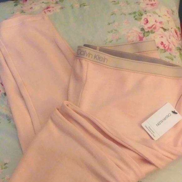 Calvin Klein Other - Calvin Klein Pink Sleepbottom
